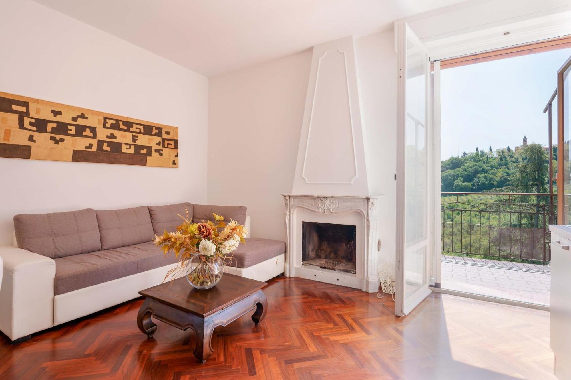 Ca' Bianca Apartments Farneto 外观 照片